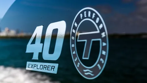 Technohull Explorer 40 photo 13