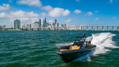 Technohull Explorer 40 photo 32