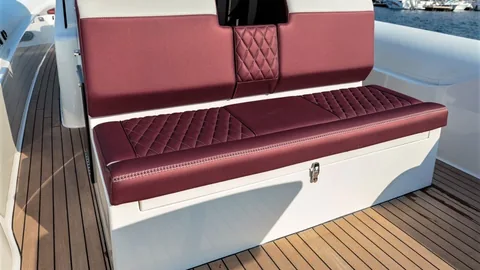 Technohull Explorer 40 photo 14
