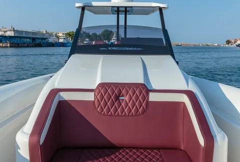 Technohull Explorer 40 photo 16