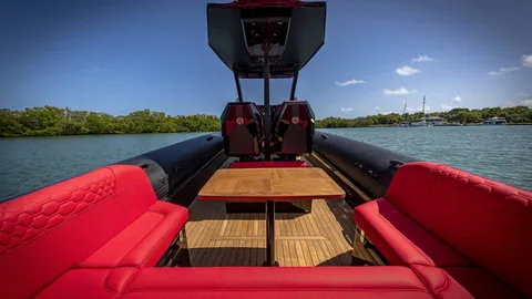 Technohull 38 Grand Sport photo 11