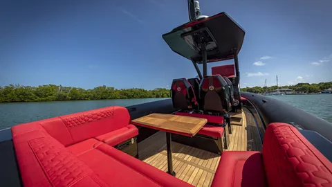 Technohull 38 Grand Sport photo 6