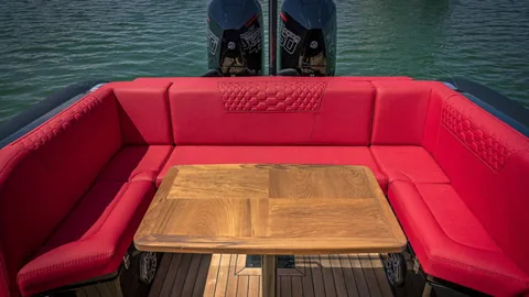 Technohull 38 Grand Sport photo 7
