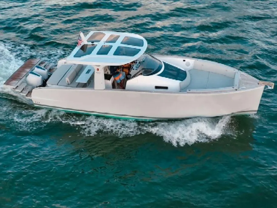 2022-tesoro-t40-outboard-power-9724764-20250322200954447-1_XLARGE